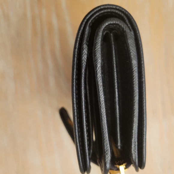 Prada Saffiano leather compact wallet - Picture 7 of 9